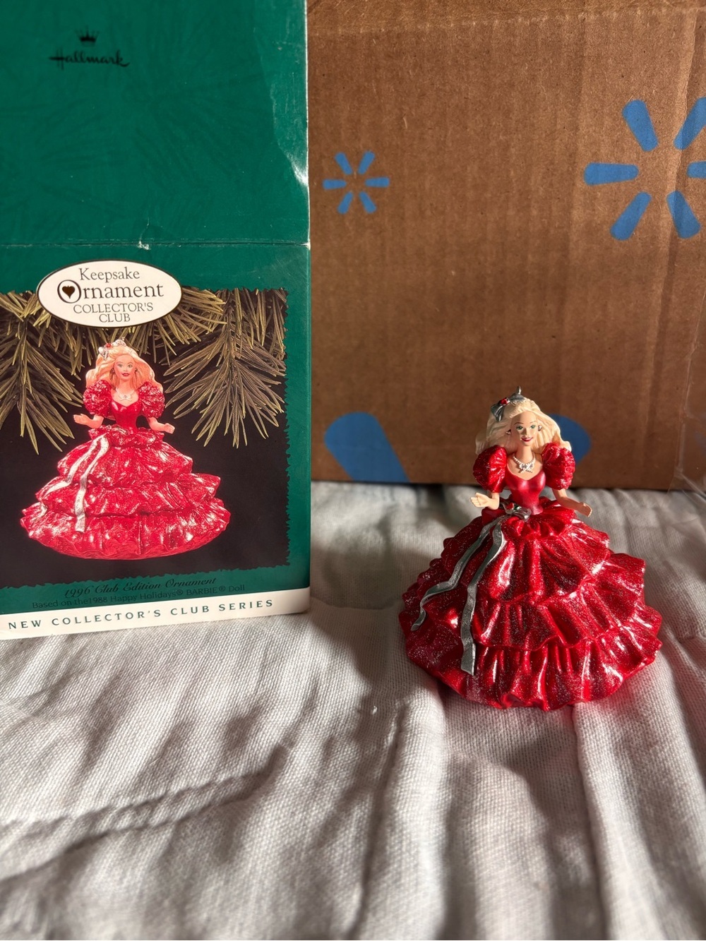 Hallmark Keepsake Ornament 1988 Happy Holiday Barbie Doll 1996 Club Edition 1st.